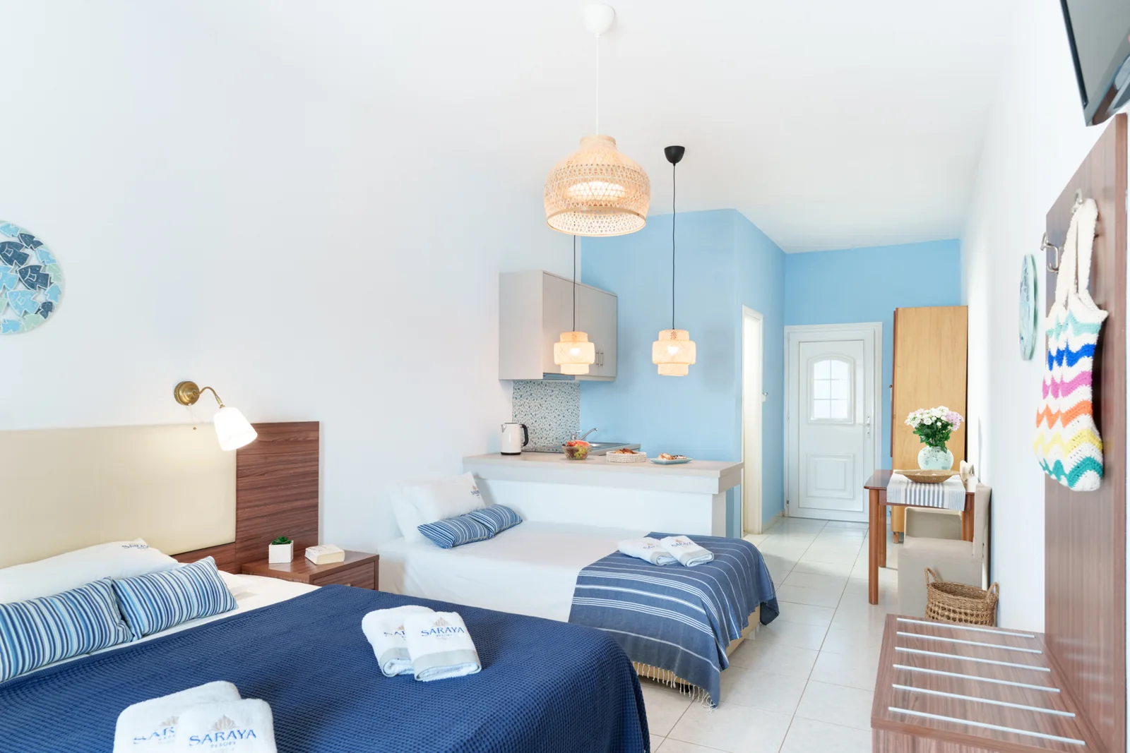 Studio Superior: Bedroom with twin beds