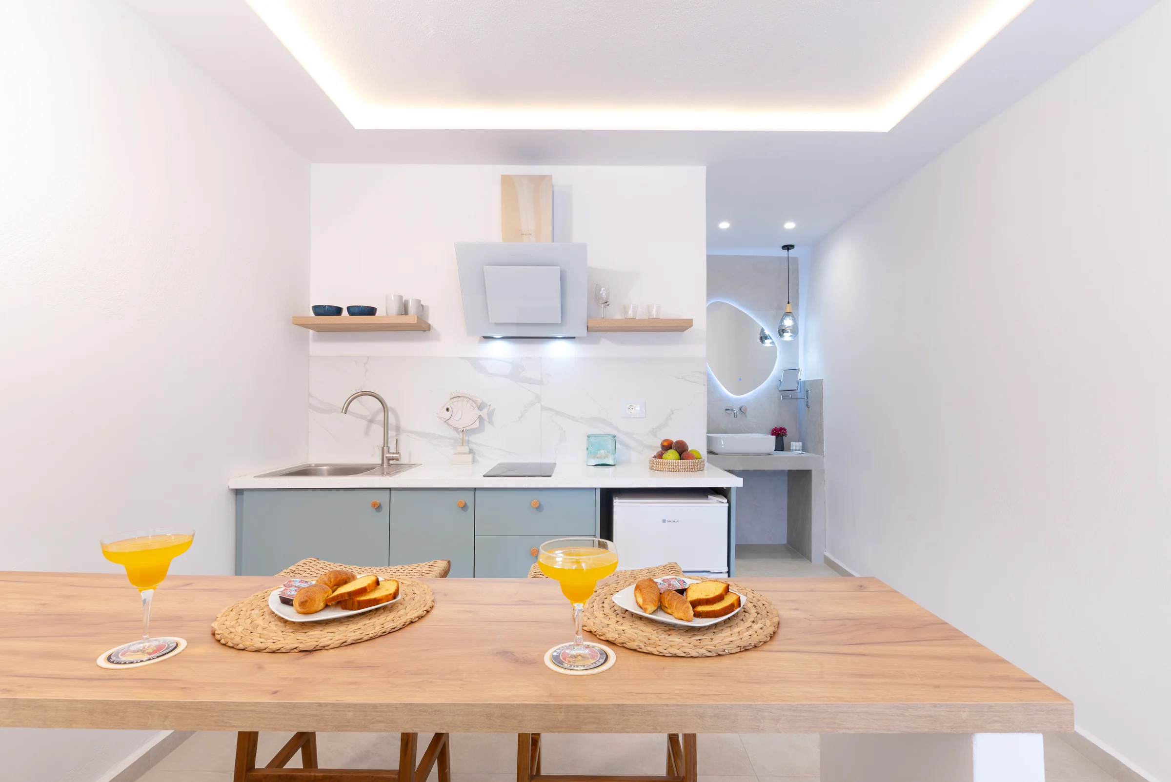 Double Superior: Kitchen and dining area